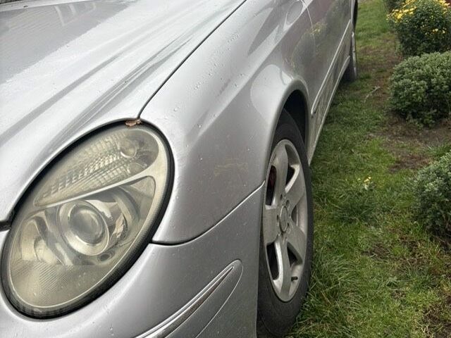 Серый Мерседес Е-Класс, объемом двигателя 2.7 л и пробегом 502 тыс. км за 6500 $, фото 1 на Automoto.ua