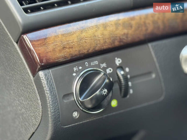 Сірий Мерседес Е-Клас, об'ємом двигуна 2.7 л та пробігом 400 тис. км за 8300 $, фото 53 на Automoto.ua