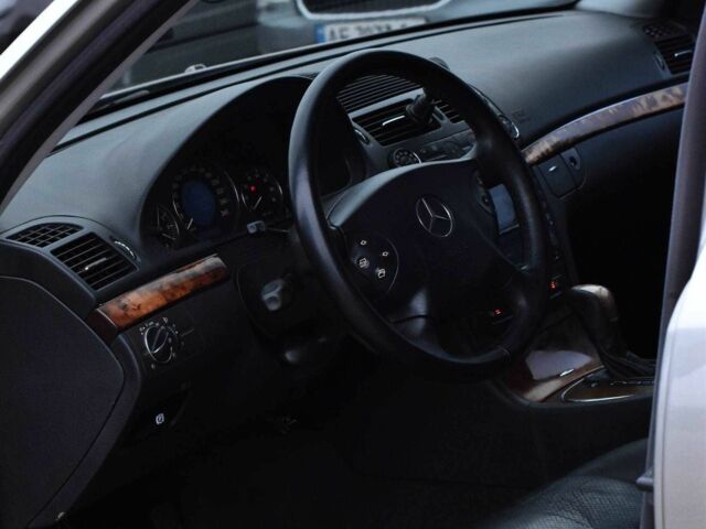 Сірий Мерседес Е-Клас, об'ємом двигуна 1.8 л та пробігом 482 тис. км за 6950 $, фото 7 на Automoto.ua