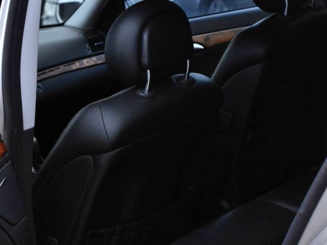 Сірий Мерседес Е-Клас, об'ємом двигуна 1.8 л та пробігом 482 тис. км за 6950 $, фото 18 на Automoto.ua