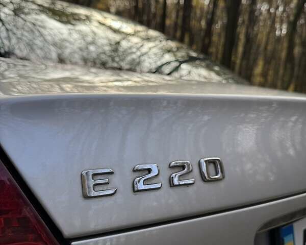 Сірий Мерседес Е-Клас, об'ємом двигуна 2.2 л та пробігом 412 тис. км за 6300 $, фото 2 на Automoto.ua