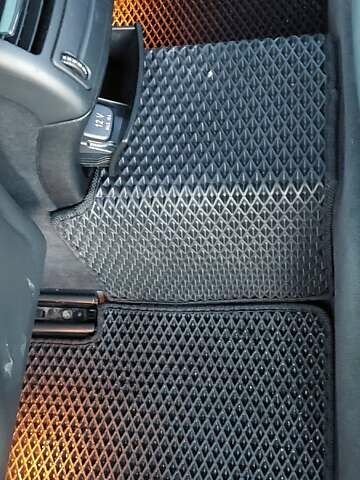 Серый Мерседес Е-Класс, объемом двигателя 2.6 л и пробегом 214 тыс. км за 6300 $, фото 13 на Automoto.ua