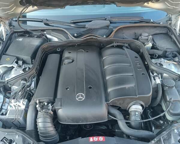 Сірий Мерседес Е-Клас, об'ємом двигуна 2.2 л та пробігом 412 тис. км за 6300 $, фото 17 на Automoto.ua