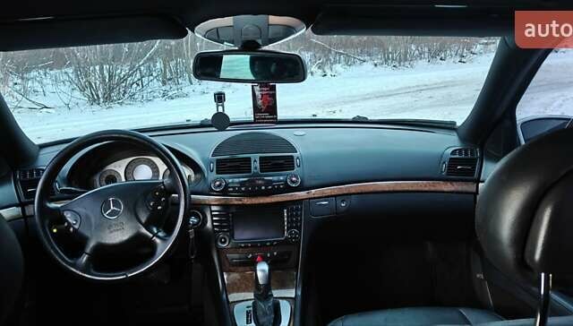 Сірий Мерседес Е-Клас, об'ємом двигуна 3.22 л та пробігом 495 тис. км за 7777 $, фото 3 на Automoto.ua