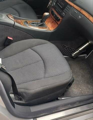 Серый Мерседес Е-Класс, объемом двигателя 1.8 л и пробегом 289 тыс. км за 7150 $, фото 21 на Automoto.ua