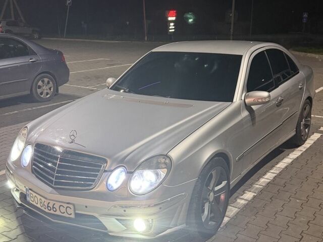 Серый Мерседес Е-Класс, объемом двигателя 3.2 л и пробегом 296 тыс. км за 7200 $, фото 1 на Automoto.ua