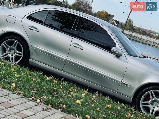 Мерседес Е-Клас 2004 у Івано-Франківську на Automoto.ua Сірий Мерседес Е-Клас, об'ємом двигуна 2.15 л та пробігом 462 тис. км за 8100 $, фото 8 на Automoto.ua