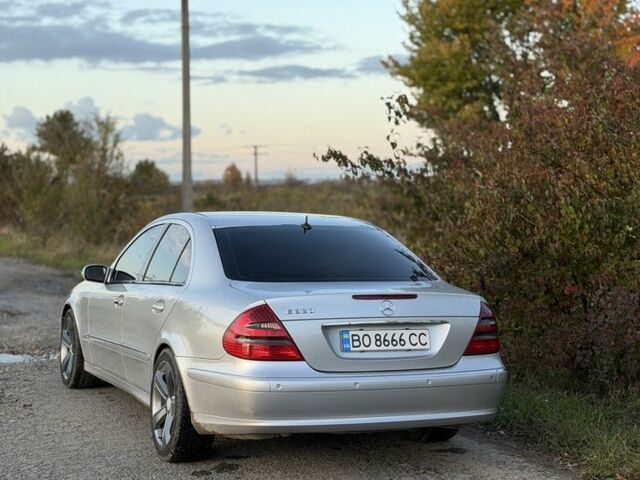 Серый Мерседес Е-Класс, объемом двигателя 3.2 л и пробегом 296 тыс. км за 7200 $, фото 6 на Automoto.ua