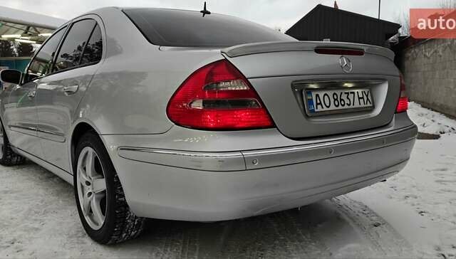 Сірий Мерседес Е-Клас, об'ємом двигуна 2.69 л та пробігом 360 тис. км за 7777 $, фото 32 на Automoto.ua