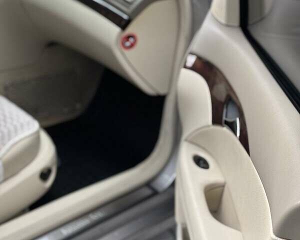 Мерседес Е-Клас 2004 у Каменце-Подольском на Automoto.ua Сірий Мерседес Е-Клас, об'ємом двигуна 2.1 л та пробігом 312 тис. км за 6600 $, фото 9 на Automoto.ua