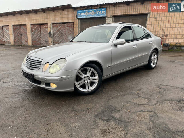Сірий Мерседес Е-Клас, об'ємом двигуна 3.2 л та пробігом 272 тис. км за 3850 $, фото 1 на Automoto.ua