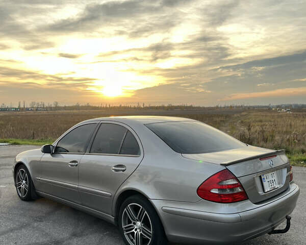 Сірий Мерседес Е-Клас, об'ємом двигуна 2.14 л та пробігом 390 тис. км за 6000 $, фото 5 на Automoto.ua