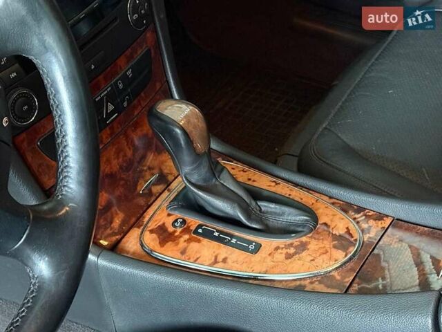 Серый Мерседес Е-Класс, объемом двигателя 2.7 л и пробегом 254 тыс. км за 8790 $, фото 12 на Automoto.ua