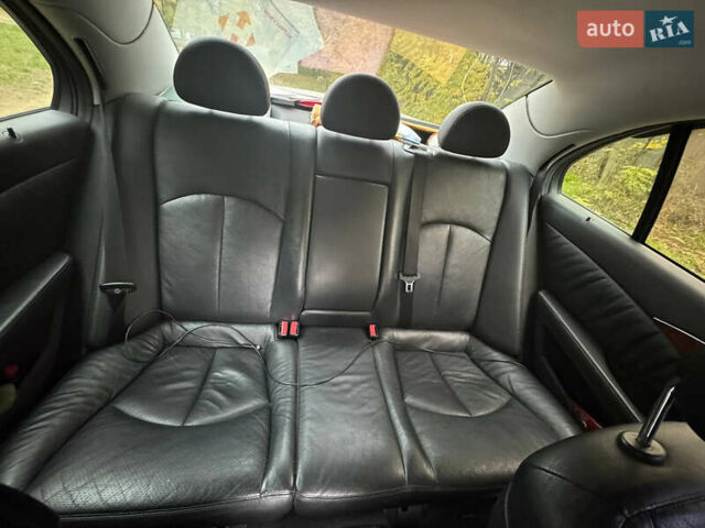 Мерседес Е-Клас 2004 у Одесі на Automoto.ua Сірий Мерседес Е-Клас, об'ємом двигуна 3.2 л та пробігом 200 тис. км за 8000 $, фото 12 на Automoto.ua