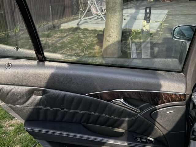 Сірий Мерседес Е-Клас, об'ємом двигуна 3.2 л та пробігом 350 тис. км за 5999 $, фото 9 на Automoto.ua