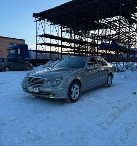 Сірий Мерседес Е-Клас, об'ємом двигуна 2.7 л та пробігом 333 тис. км за 6200 $, фото 15 на Automoto.ua