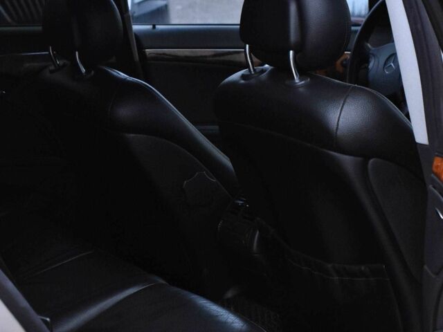 Сірий Мерседес Е-Клас, об'ємом двигуна 1.8 л та пробігом 482 тис. км за 6950 $, фото 16 на Automoto.ua