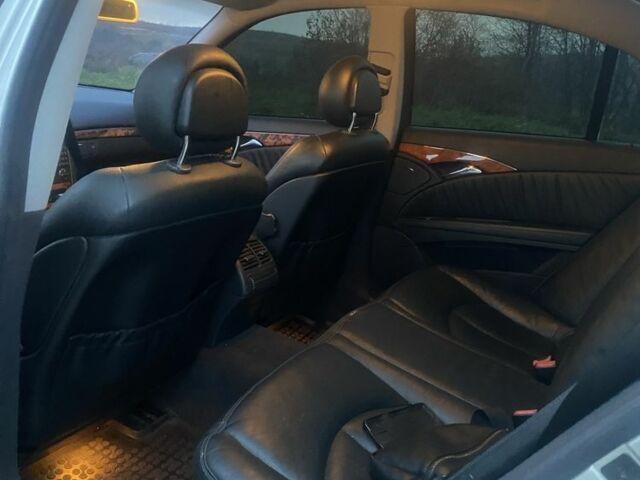 Сірий Мерседес Е-Клас, об'ємом двигуна 2.7 л та пробігом 100 тис. км за 3300 $, фото 19 на Automoto.ua