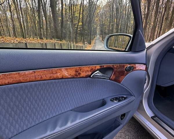 Сірий Мерседес Е-Клас, об'ємом двигуна 2.2 л та пробігом 412 тис. км за 6300 $, фото 10 на Automoto.ua