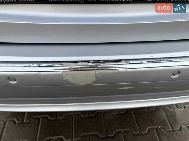 Серый Мерседес Е-Класс, объемом двигателя 3.2 л и пробегом 500 тыс. км за 6000 $, фото 13 на Automoto.ua