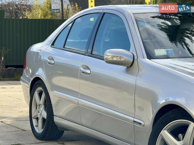 Сірий Мерседес Е-Клас, об'ємом двигуна 2.7 л та пробігом 400 тис. км за 8300 $, фото 8 на Automoto.ua