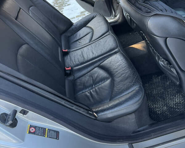 Сірий Мерседес Е-Клас, об'ємом двигуна 3.2 л та пробігом 300 тис. км за 7300 $, фото 2 на Automoto.ua