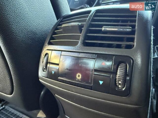 Серый Мерседес Е-Класс, объемом двигателя 2.99 л и пробегом 300 тыс. км за 8400 $, фото 77 на Automoto.ua