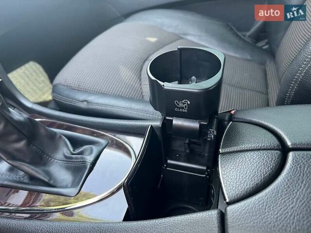 Сірий Мерседес Е-Клас, об'ємом двигуна 1.8 л та пробігом 271 тис. км за 7100 $, фото 17 на Automoto.ua