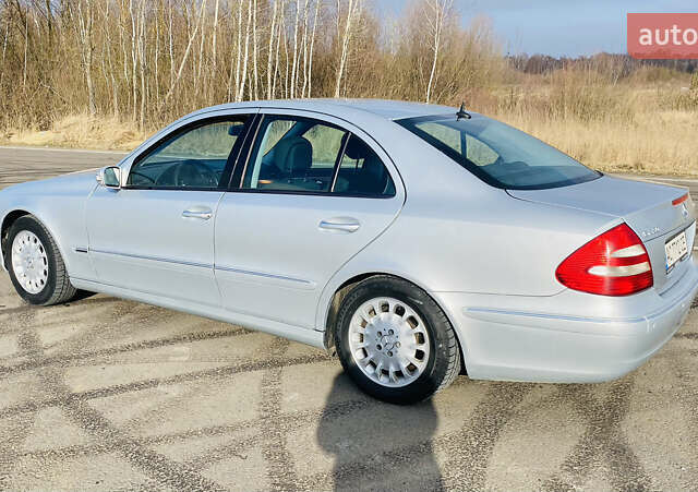 Сірий Мерседес Е-Клас, об'ємом двигуна 2.2 л та пробігом 280 тис. км за 7300 $, фото 5 на Automoto.ua