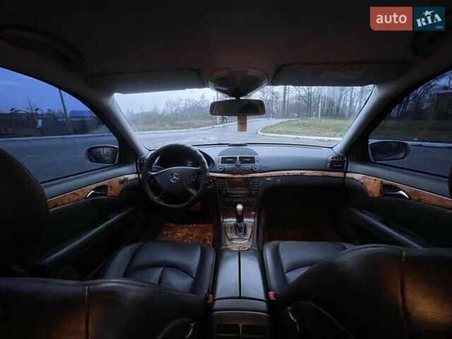 Серый Мерседес Е-Класс, объемом двигателя 2.15 л и пробегом 505 тыс. км за 7250 $, фото 22 на Automoto.ua