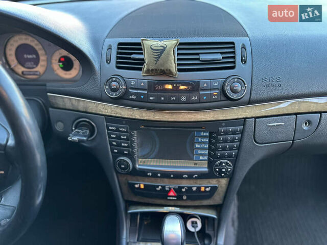 Серый Мерседес Е-Класс, объемом двигателя 3 л и пробегом 358 тыс. км за 8500 $, фото 22 на Automoto.ua