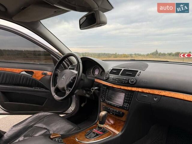 Мерседес Е-Класс 2005 в Золотоноше на Automoto.ua Серый Мерседес Е-Класс, объемом двигателя 3.2 л и пробегом 450 тыс. км за 6500 $, фото 7 на Automoto.ua