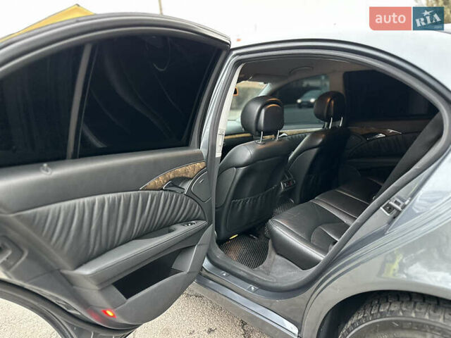 Серый Мерседес Е-Класс, объемом двигателя 3 л и пробегом 362 тыс. км за 8500 $, фото 20 на Automoto.ua