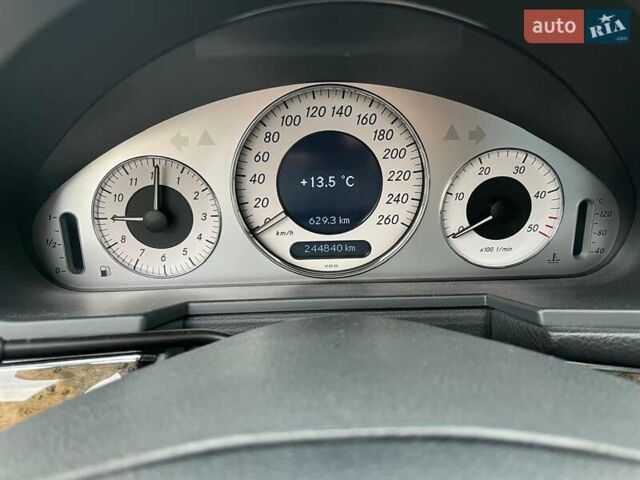 Сірий Мерседес Е-Клас, об'ємом двигуна 3 л та пробігом 245 тис. км за 10500 $, фото 32 на Automoto.ua