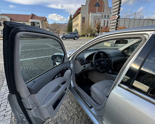 Сірий Мерседес Е-Клас, об'ємом двигуна 2.2 л та пробігом 290 тис. км за 8199 $, фото 11 на Automoto.ua