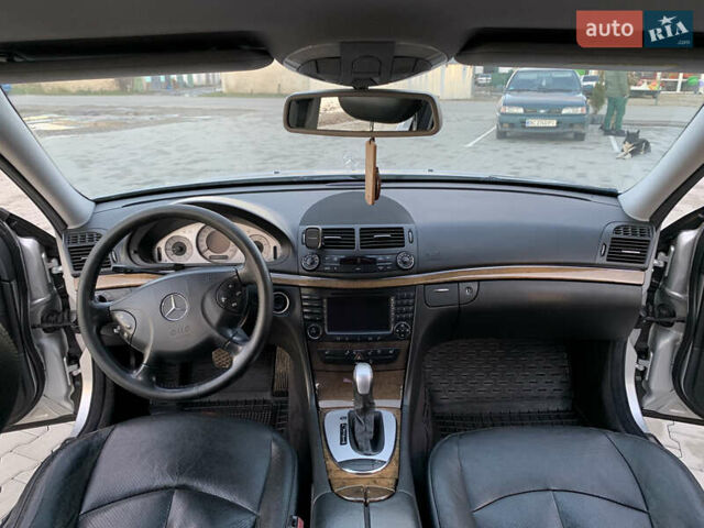 Серый Мерседес Е-Класс, объемом двигателя 3.2 л и пробегом 367 тыс. км за 8000 $, фото 22 на Automoto.ua