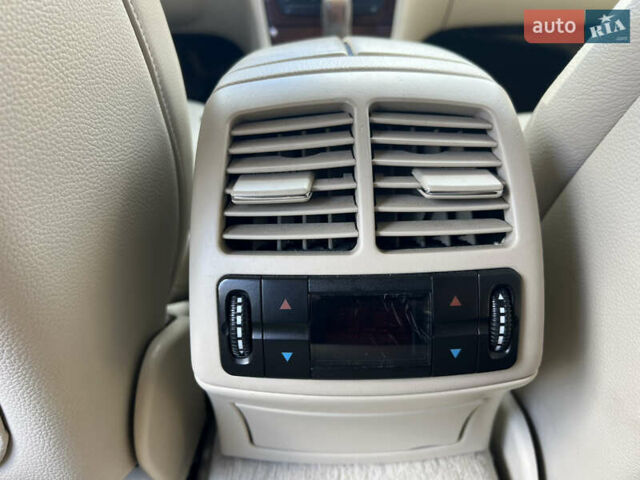 Серый Мерседес Е-Класс, объемом двигателя 3.5 л и пробегом 260 тыс. км за 8500 $, фото 13 на Automoto.ua