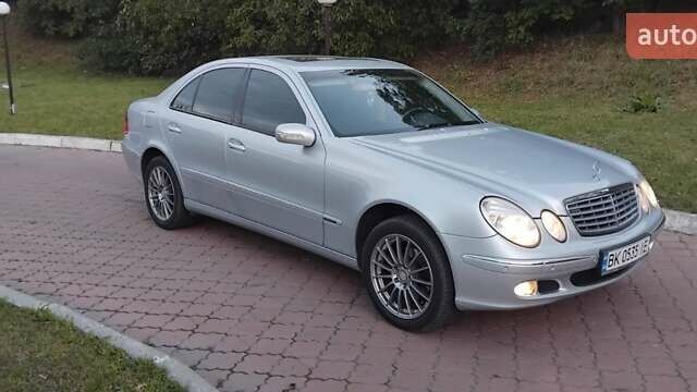 Серый Мерседес Е-Класс, объемом двигателя 1.8 л и пробегом 172 тыс. км за 7500 $, фото 8 на Automoto.ua