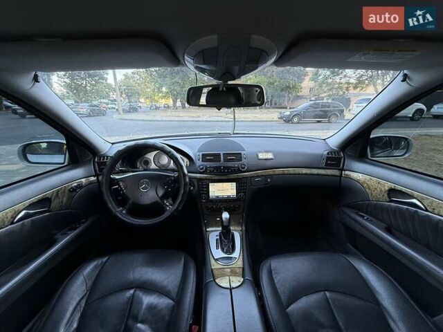 Серый Мерседес Е-Класс, объемом двигателя 2.99 л и пробегом 300 тыс. км за 8400 $, фото 82 на Automoto.ua