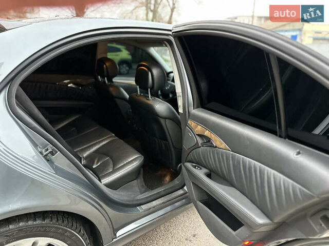 Серый Мерседес Е-Класс, объемом двигателя 3 л и пробегом 362 тыс. км за 8500 $, фото 16 на Automoto.ua