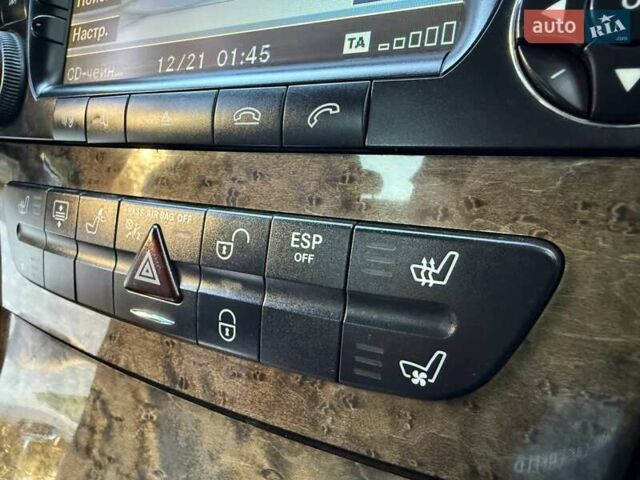 Серый Мерседес Е-Класс, объемом двигателя 2.99 л и пробегом 300 тыс. км за 8400 $, фото 61 на Automoto.ua