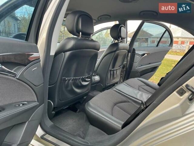 Сірий Мерседес Е-Клас, об'ємом двигуна 3 л та пробігом 245 тис. км за 10500 $, фото 16 на Automoto.ua