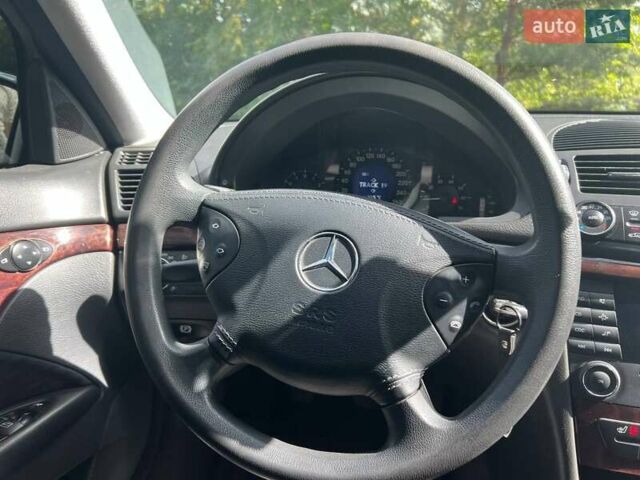 Сірий Мерседес Е-Клас, об'ємом двигуна 1.8 л та пробігом 271 тис. км за 7100 $, фото 12 на Automoto.ua