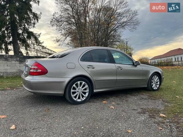 Сірий Мерседес Е-Клас, об'ємом двигуна 3 л та пробігом 245 тис. км за 10500 $, фото 1 на Automoto.ua