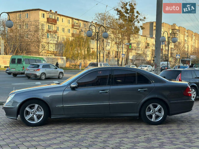 Серый Мерседес Е-Класс, объемом двигателя 3 л и пробегом 358 тыс. км за 8500 $, фото 12 на Automoto.ua