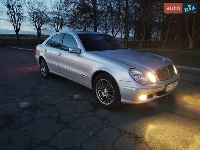 Серый Мерседес Е-Класс, объемом двигателя 1.8 л и пробегом 172 тыс. км за 7500 $, фото 11 на Automoto.ua