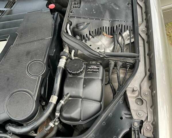 Сірий Мерседес Е-Клас, об'ємом двигуна 3 л та пробігом 245 тис. км за 10500 $, фото 30 на Automoto.ua