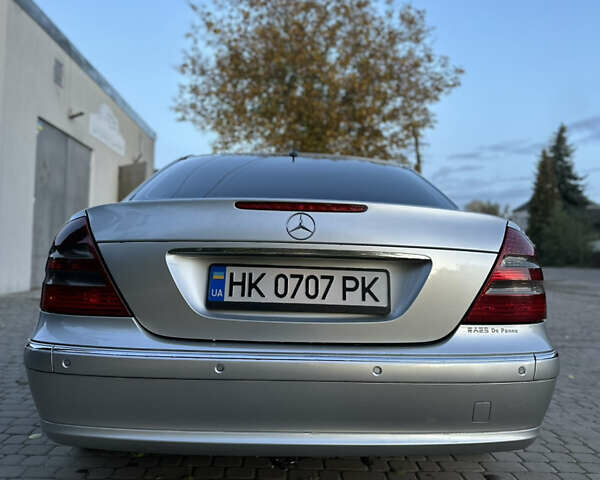 Сірий Мерседес Е-Клас, об'ємом двигуна 2.15 л та пробігом 370 тис. км за 8200 $, фото 4 на Automoto.ua