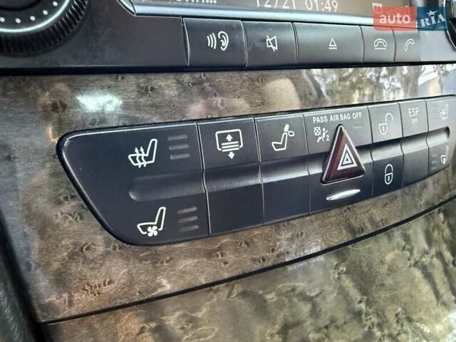 Серый Мерседес Е-Класс, объемом двигателя 2.99 л и пробегом 300 тыс. км за 8400 $, фото 60 на Automoto.ua