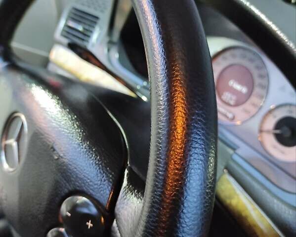 Серый Мерседес Е-Класс, объемом двигателя 2.99 л и пробегом 328 тыс. км за 7500 $, фото 18 на Automoto.ua